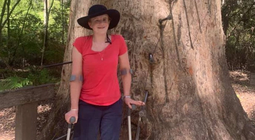Giant 'Gloucester Tree' conquered by totally blind amputee