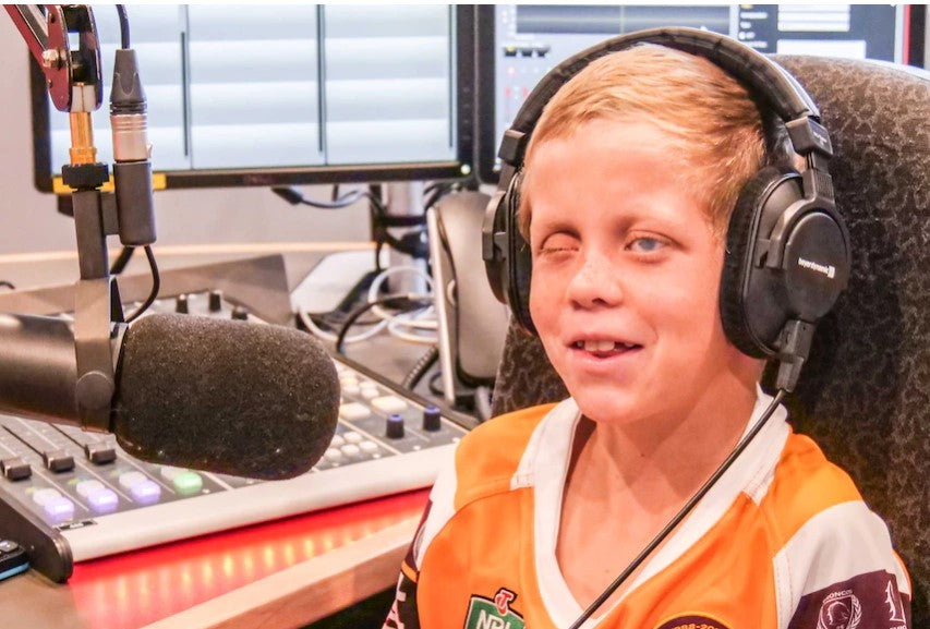 ABC Grandstand joined by Mount Isa's legally blind 10-year-old sports caller